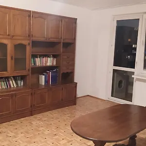 Apartament Uroczy Z Bezplatnych Parkingiem, Warszawa